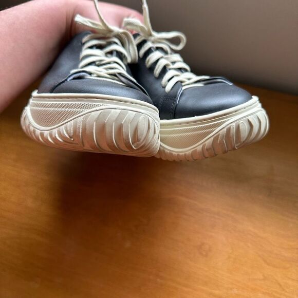 OTBT Pangea Sneakers   - Picture 6 of 11